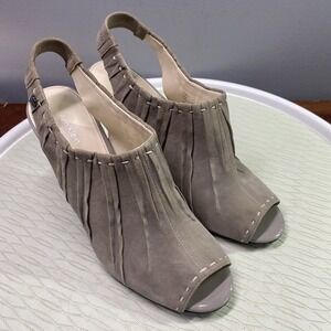 Calvin Klein IONA women's Dress Heel shoes Pumps Taupe‎ Color Straps Sz.9M